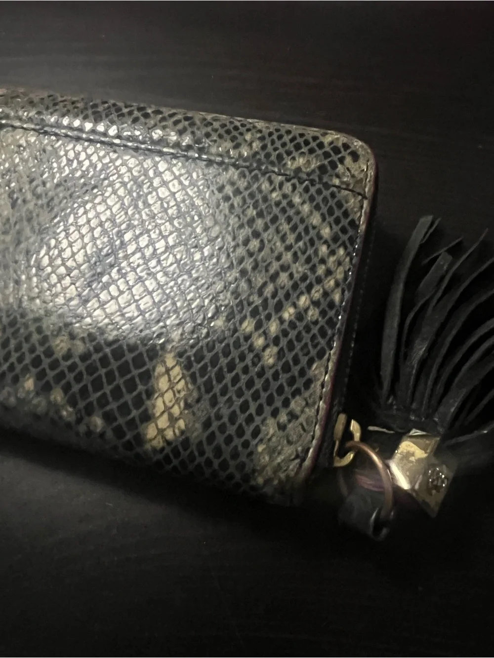 GUC Stella & Dot Snakeskin Print Zip Around Tassel Wallet